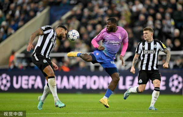 欧冠-AC米兰2-1逆转送纽卡斯尔排行第三将战欧联杯