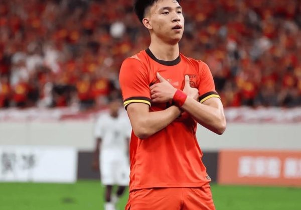 巅峰国际 U23亚洲杯预选赛-王钰栋建功 中国2-1胜东帝汶